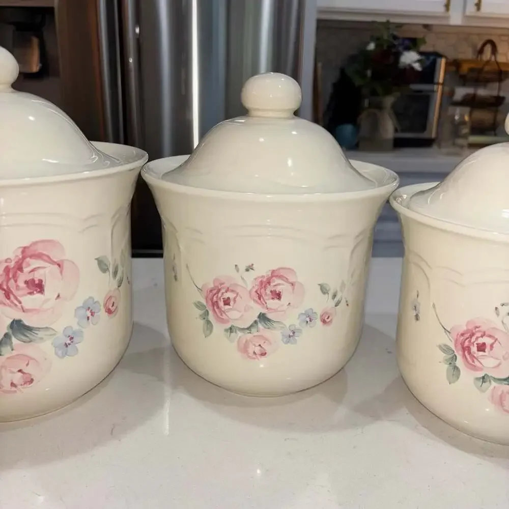 Pfaltzgraff Secret Rose Ceramic Canister Set Of 4 With Lids 506-509